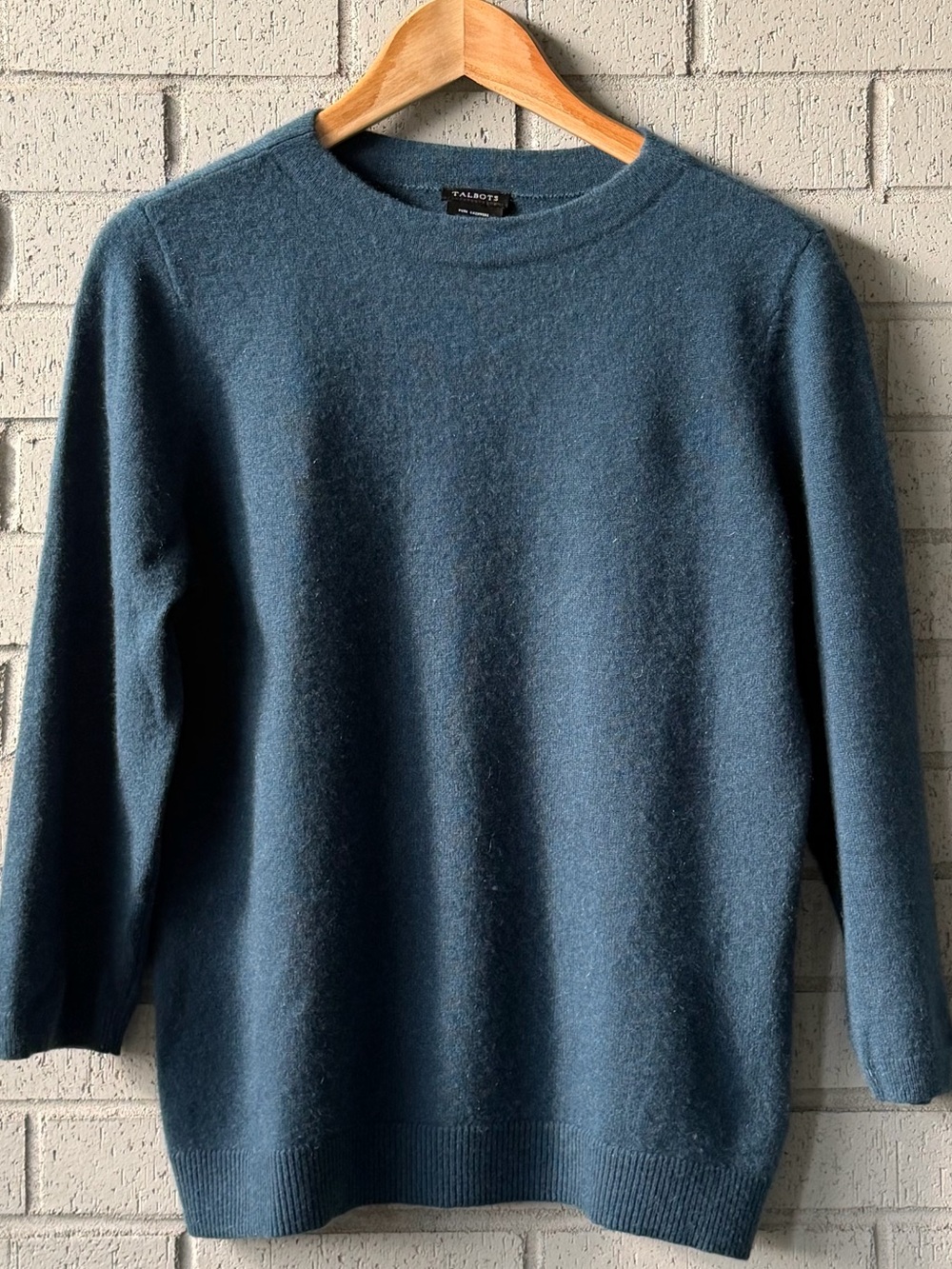 Talbots Pure Cashmere 3/4 Sleeve Sweater, Deep Teal/Blue. Super Soft. Medium - Picture 9 of 12